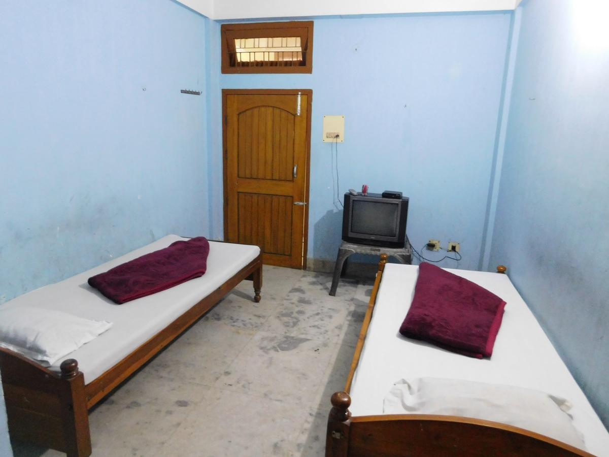 Dispur Lodge Guwahati Exterior foto