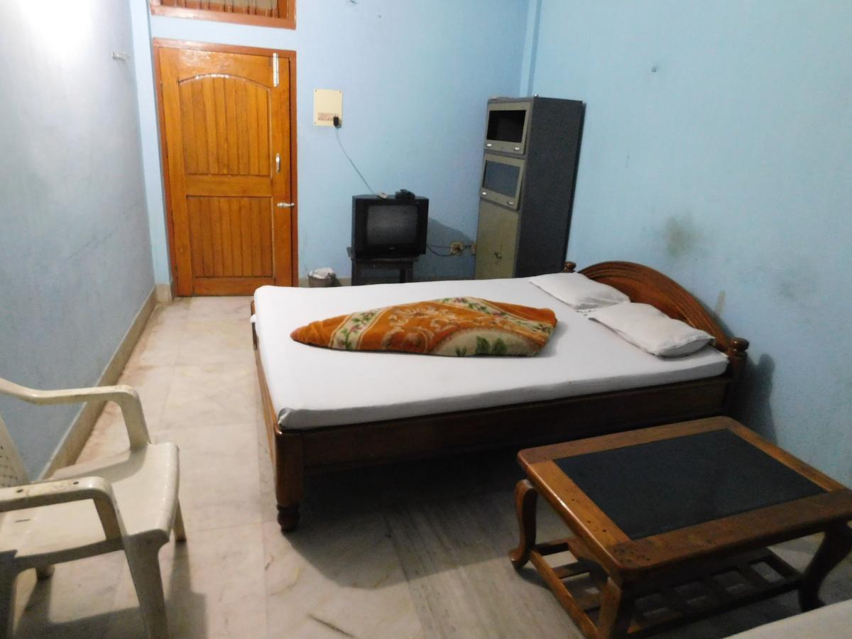 Dispur Lodge Guwahati Exterior foto