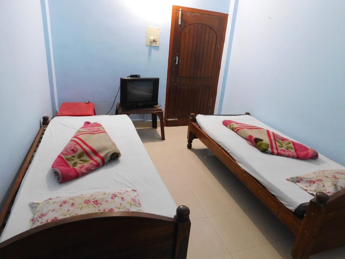 Dispur Lodge Guwahati Exterior foto